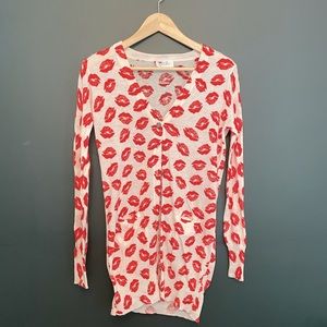 COPY - Lips Cardigan